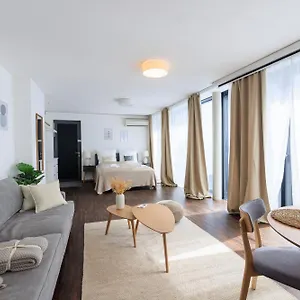  Apartment Global Living - Design I Rathausplatz I Kitchen I Deutschland
